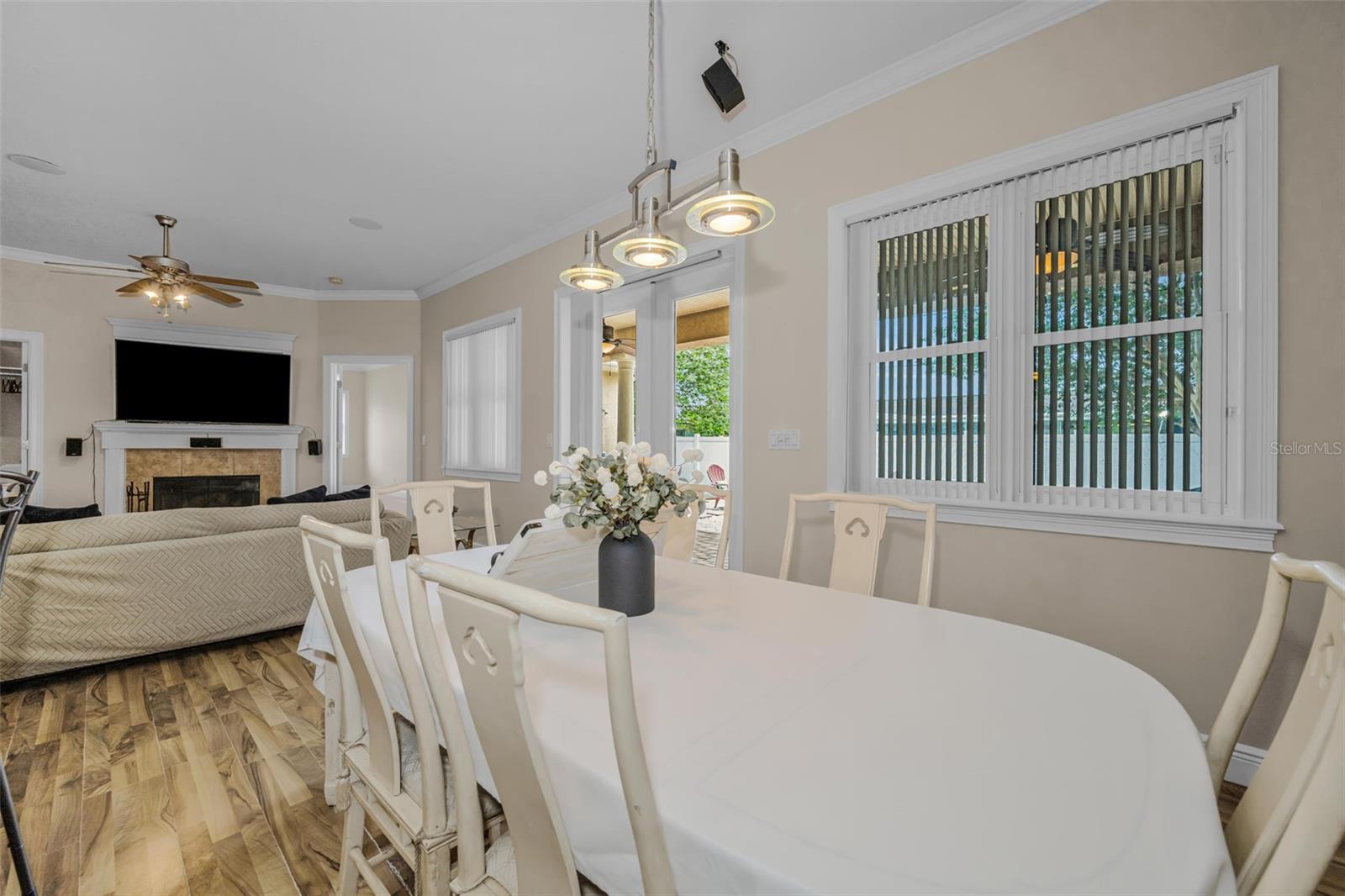 DOUGLAS MANOR ESTATES - Residential