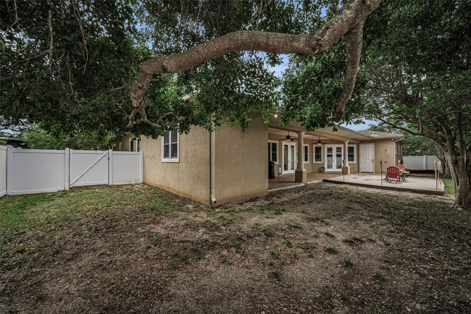 DOUGLAS MANOR ESTATES - Residential