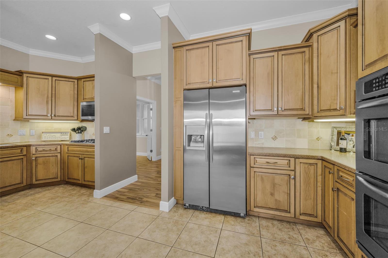 DOUGLAS MANOR ESTATES - Residential