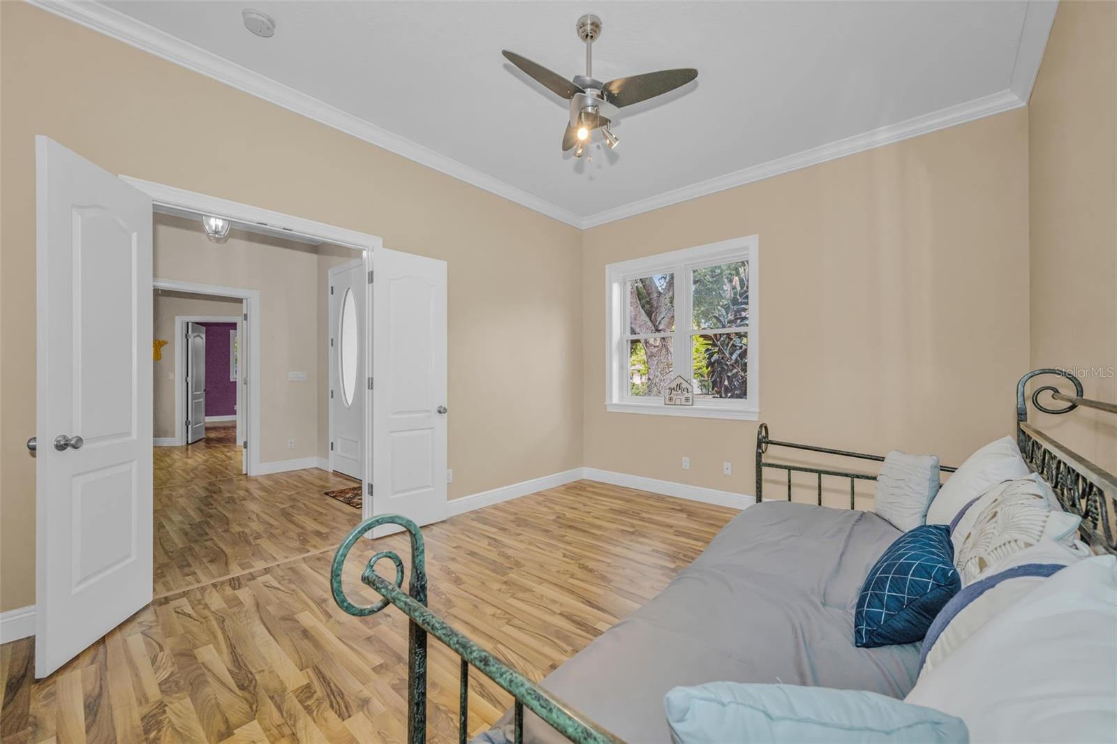 DOUGLAS MANOR ESTATES - Residential