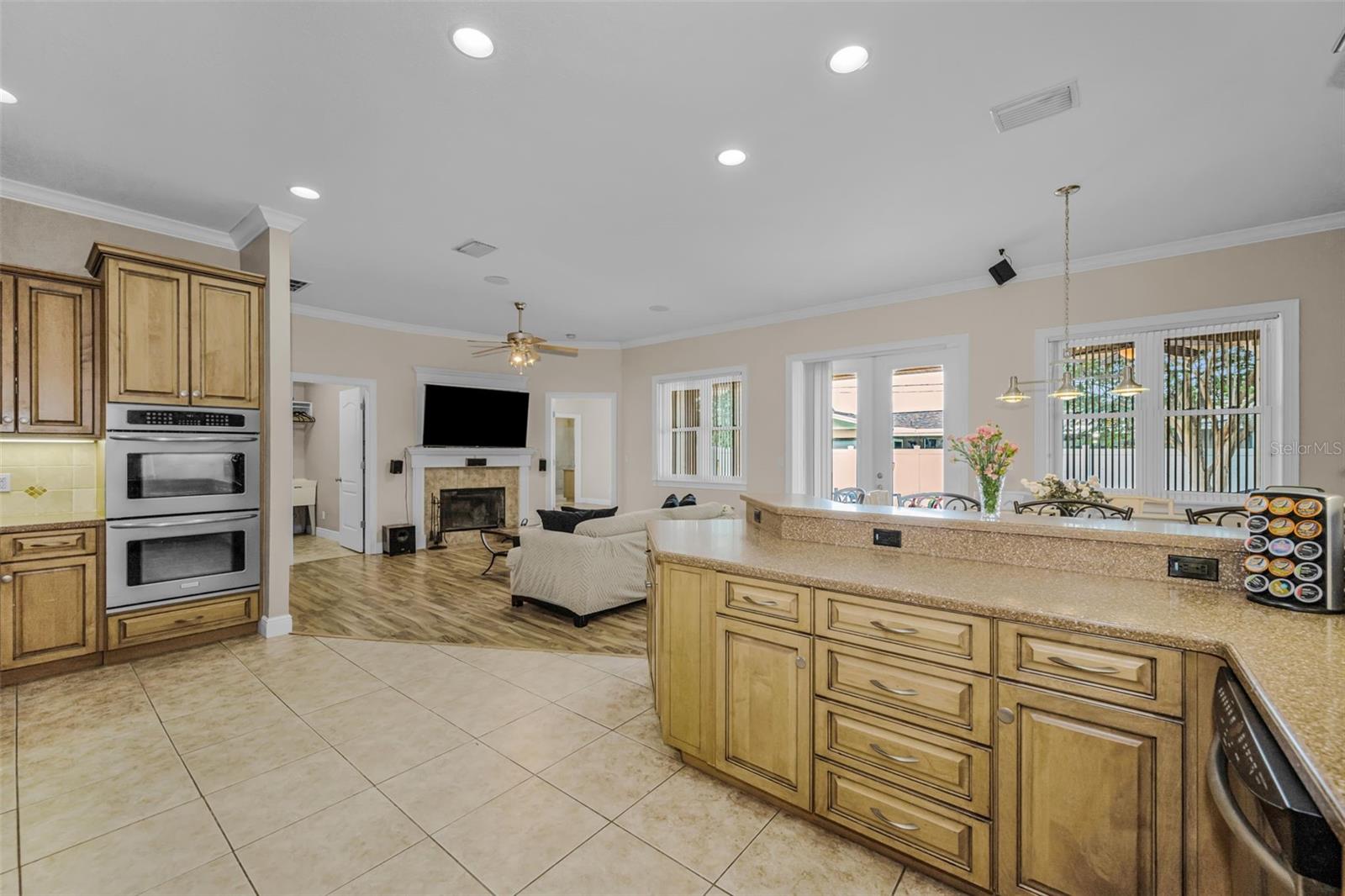 DOUGLAS MANOR ESTATES - Residential