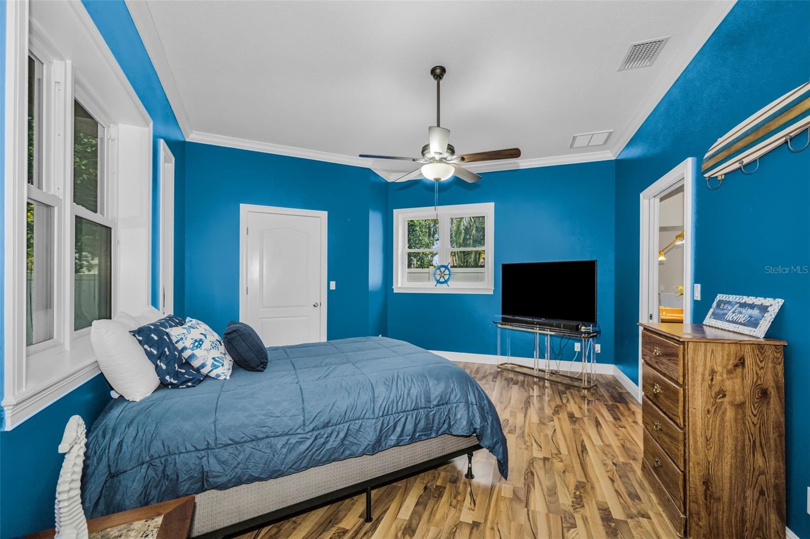DOUGLAS MANOR ESTATES - Residential