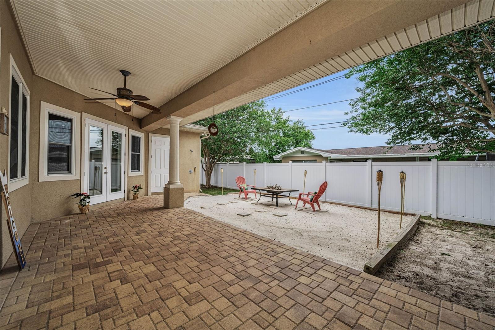DOUGLAS MANOR ESTATES - Residential