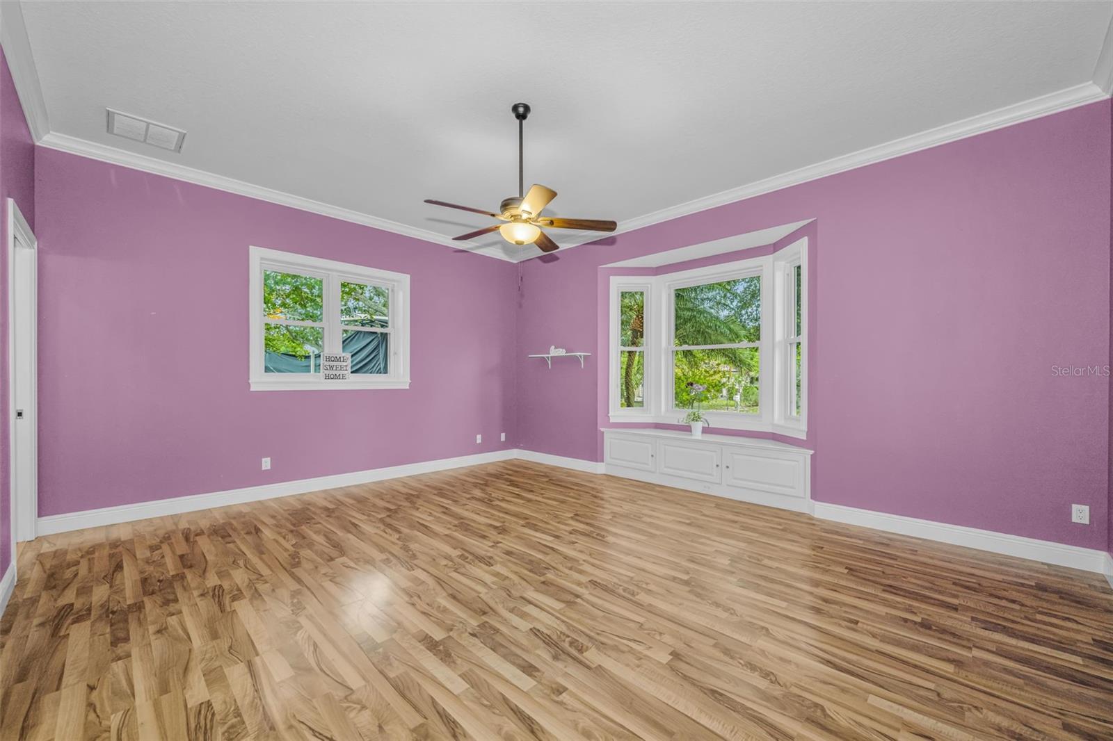 DOUGLAS MANOR ESTATES - Residential