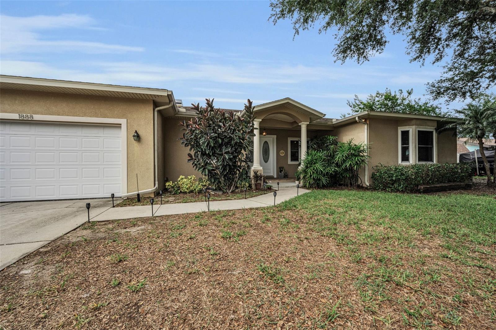 DOUGLAS MANOR ESTATES - Residential