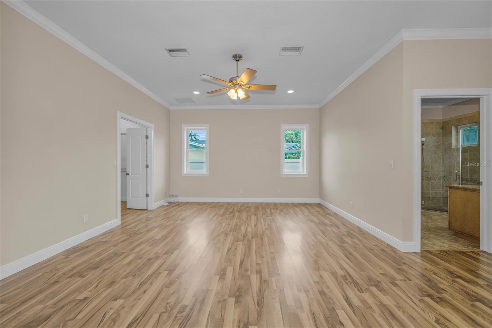 DOUGLAS MANOR ESTATES - Residential