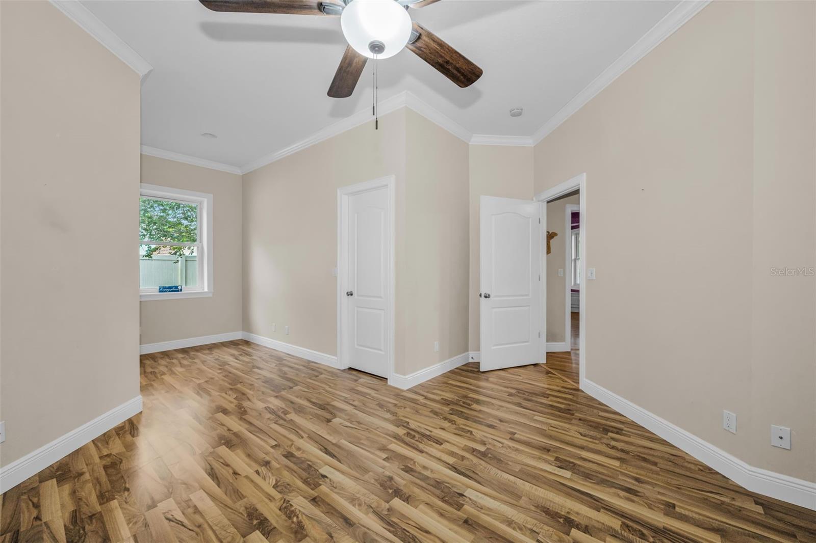 DOUGLAS MANOR ESTATES - Residential