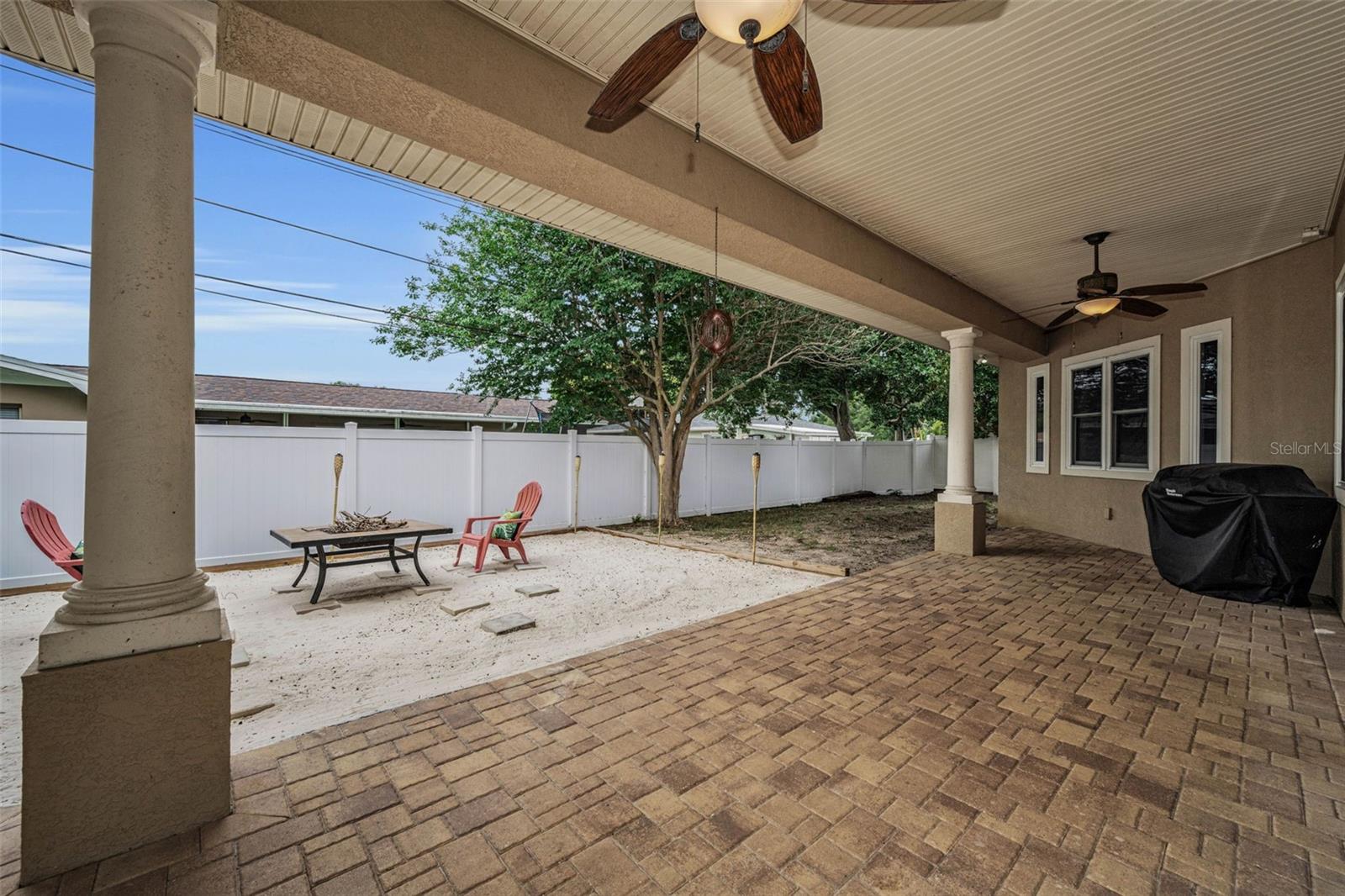 DOUGLAS MANOR ESTATES - Residential