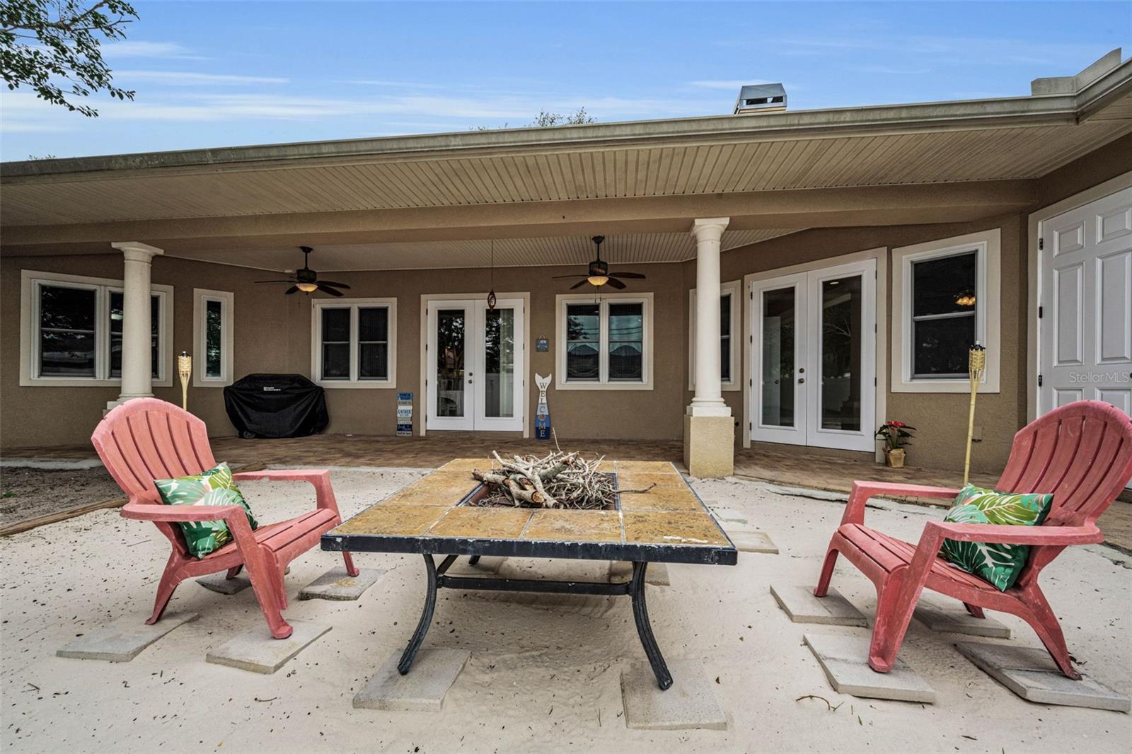 DOUGLAS MANOR ESTATES - Residential