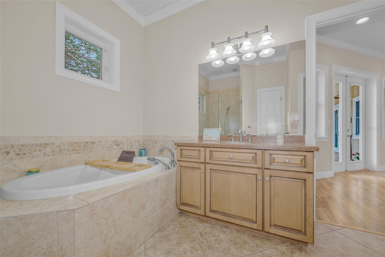 DOUGLAS MANOR ESTATES - Residential