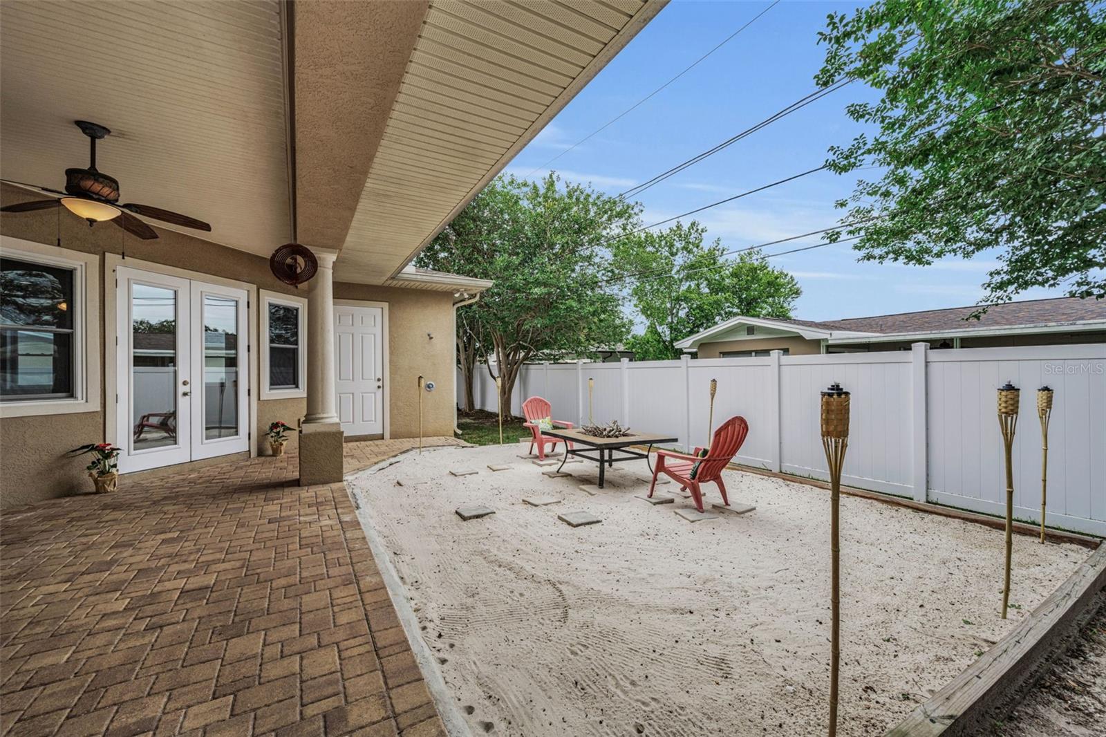 DOUGLAS MANOR ESTATES - Residential