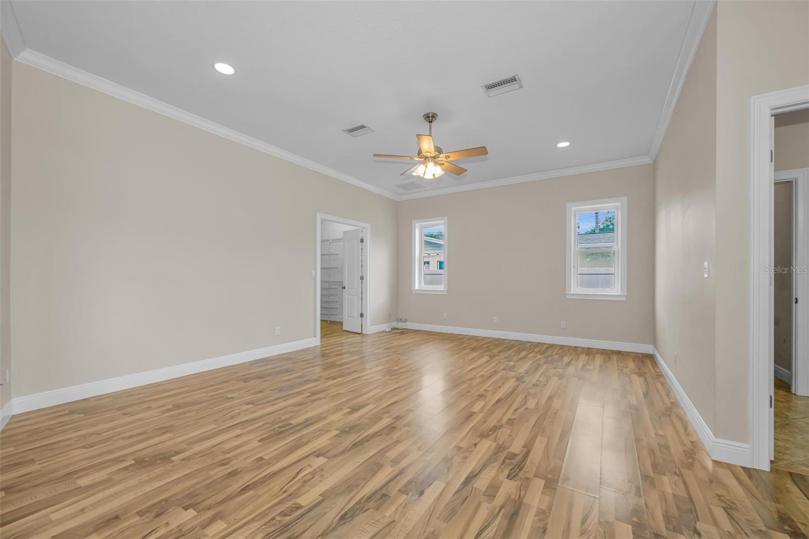 DOUGLAS MANOR ESTATES - Residential