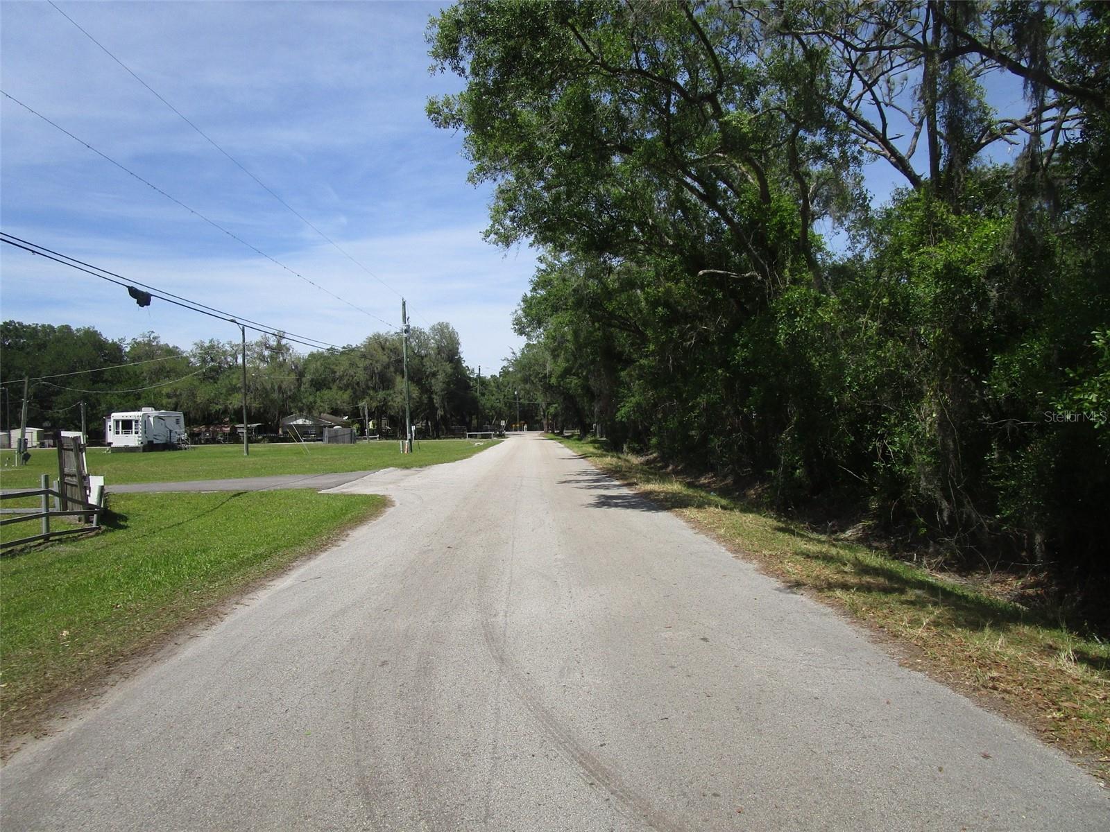 OAKFIELD ESTATES - Land
