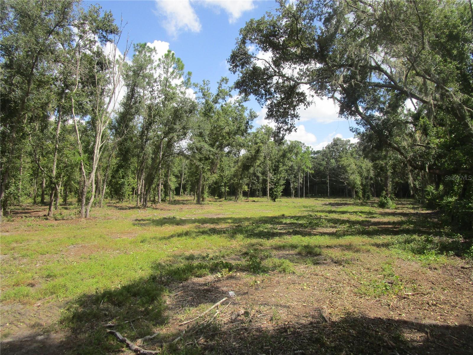 OAKFIELD ESTATES - Land
