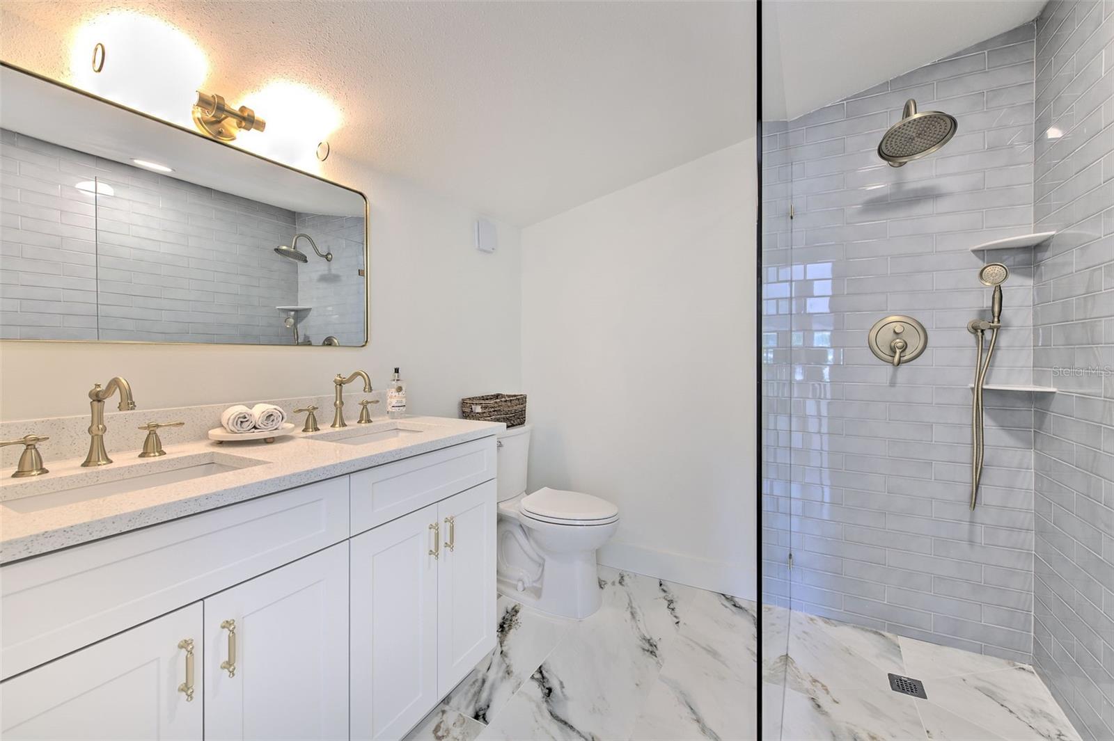 KINYON & WOODS ADD - Residential