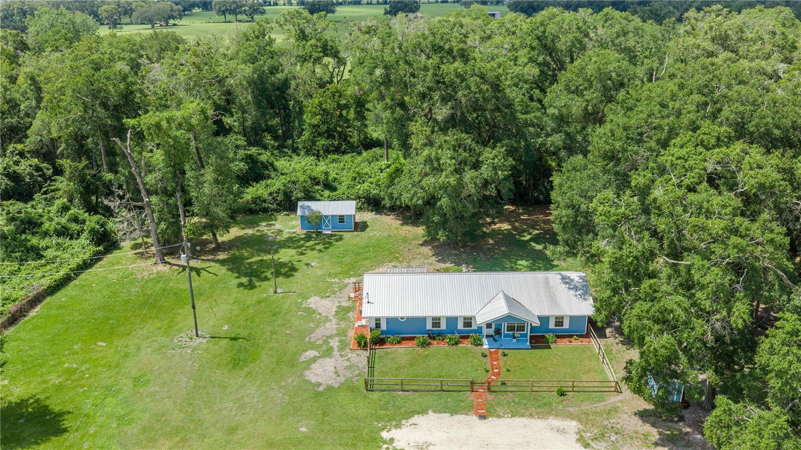 34-10-15 0012.50 ACRES W1/2 OF EAST 828 FT OF SW1/ - Residential