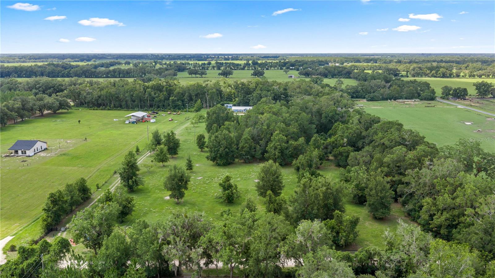 34-10-15 0012.50 ACRES W1/2 OF EAST 828 FT OF SW1/ - Residential