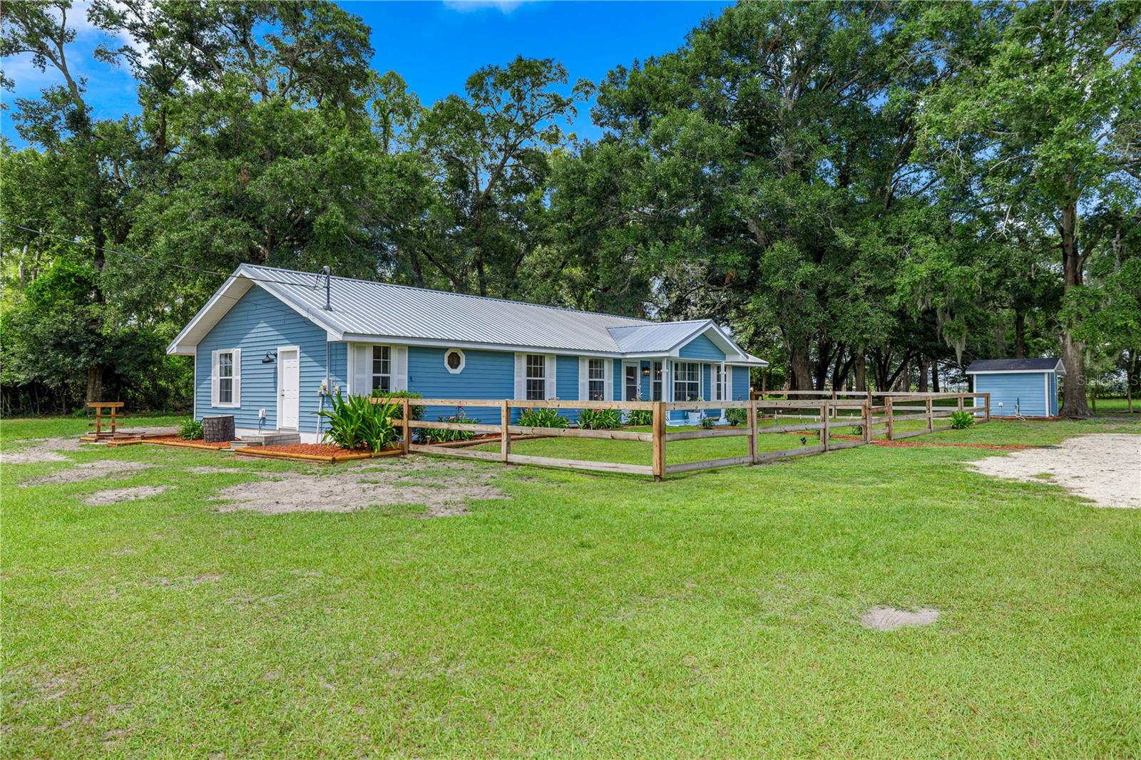 34-10-15 0012.50 ACRES W1/2 OF EAST 828 FT OF SW1/ - Residential