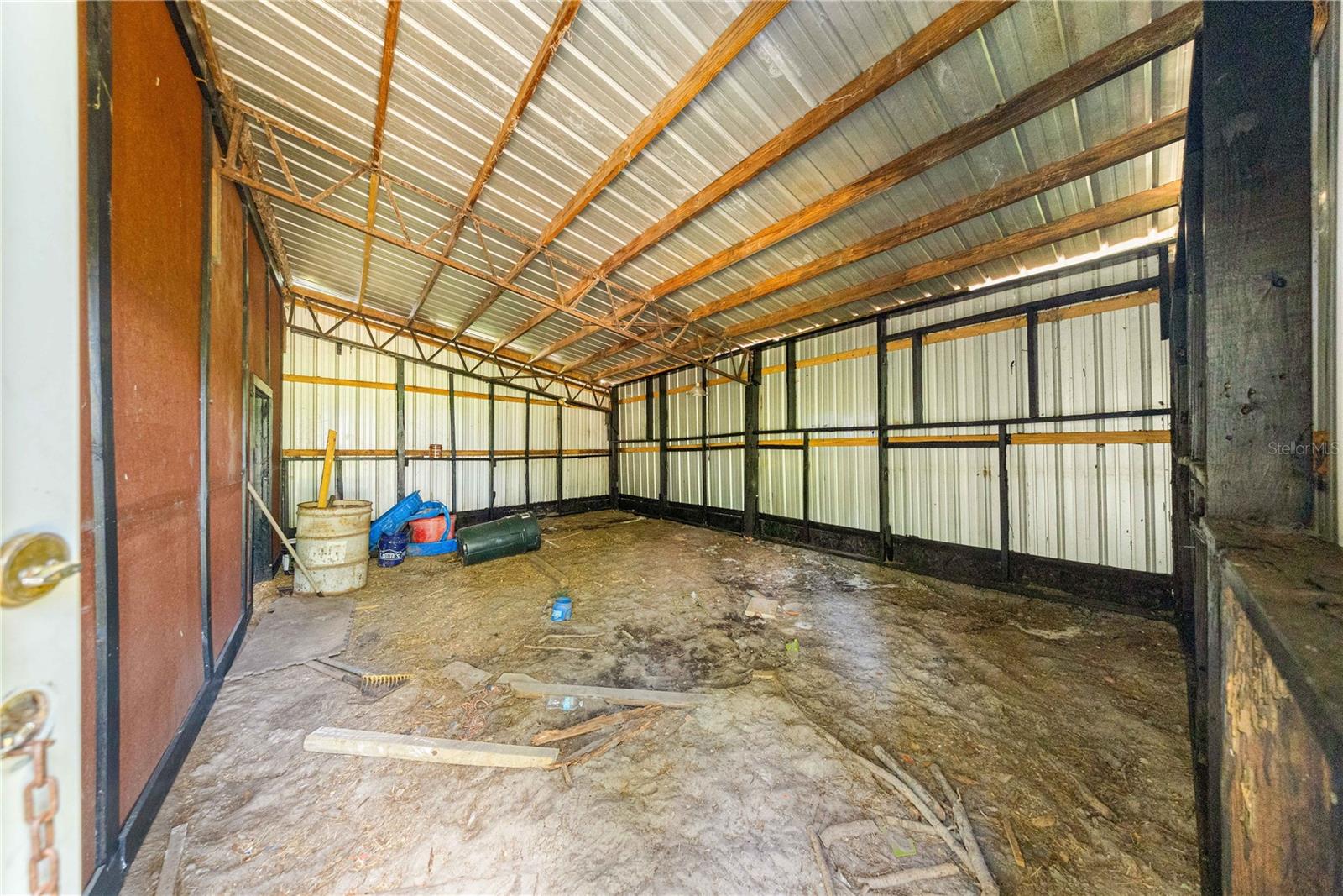 34-10-15 0012.50 ACRES W1/2 OF EAST 828 FT OF SW1/ - Residential
