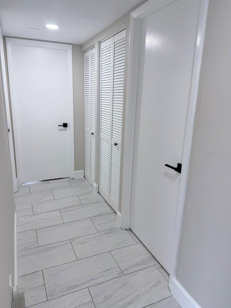 COVE CAY VILLAGE IV - Residential Lease