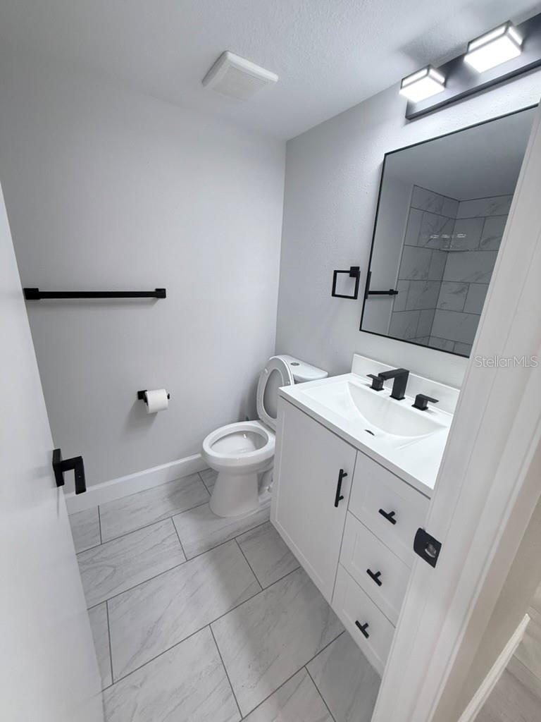 COVE CAY VILLAGE IV - Residential Lease
