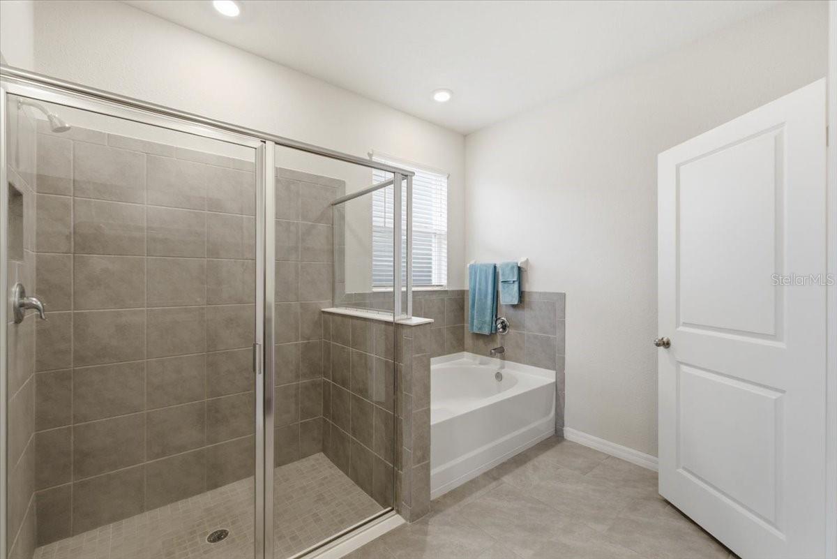 NORTH PARK ISLE PH 1A - Residential