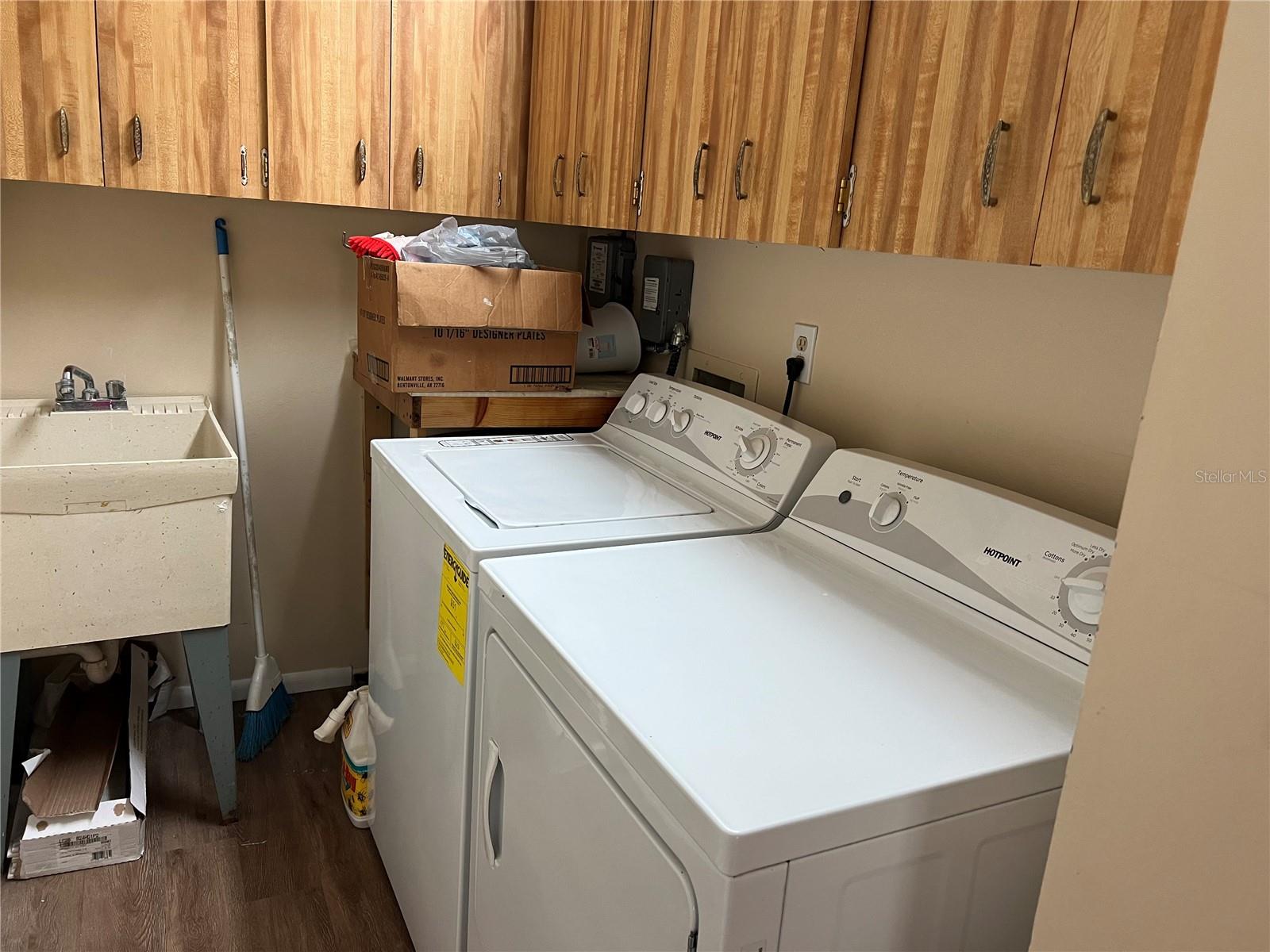 PATIO CONDO 1 - Residential Lease