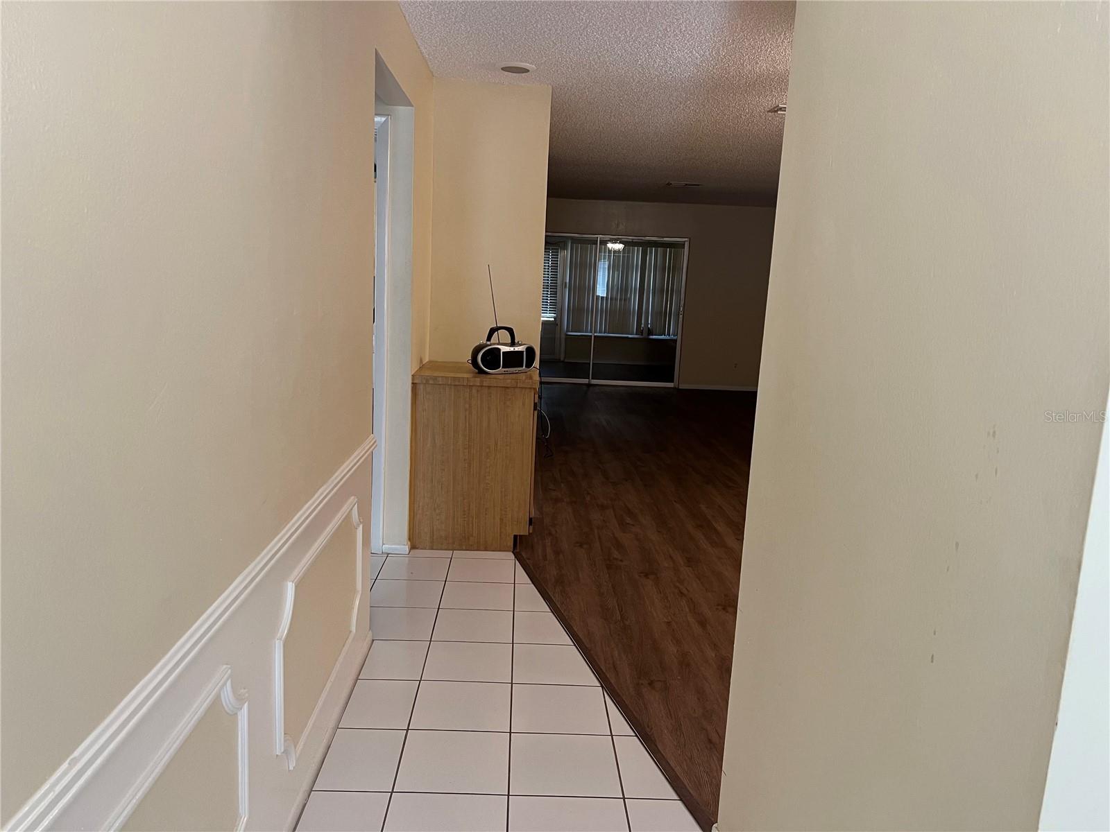 PATIO CONDO 1 - Residential Lease