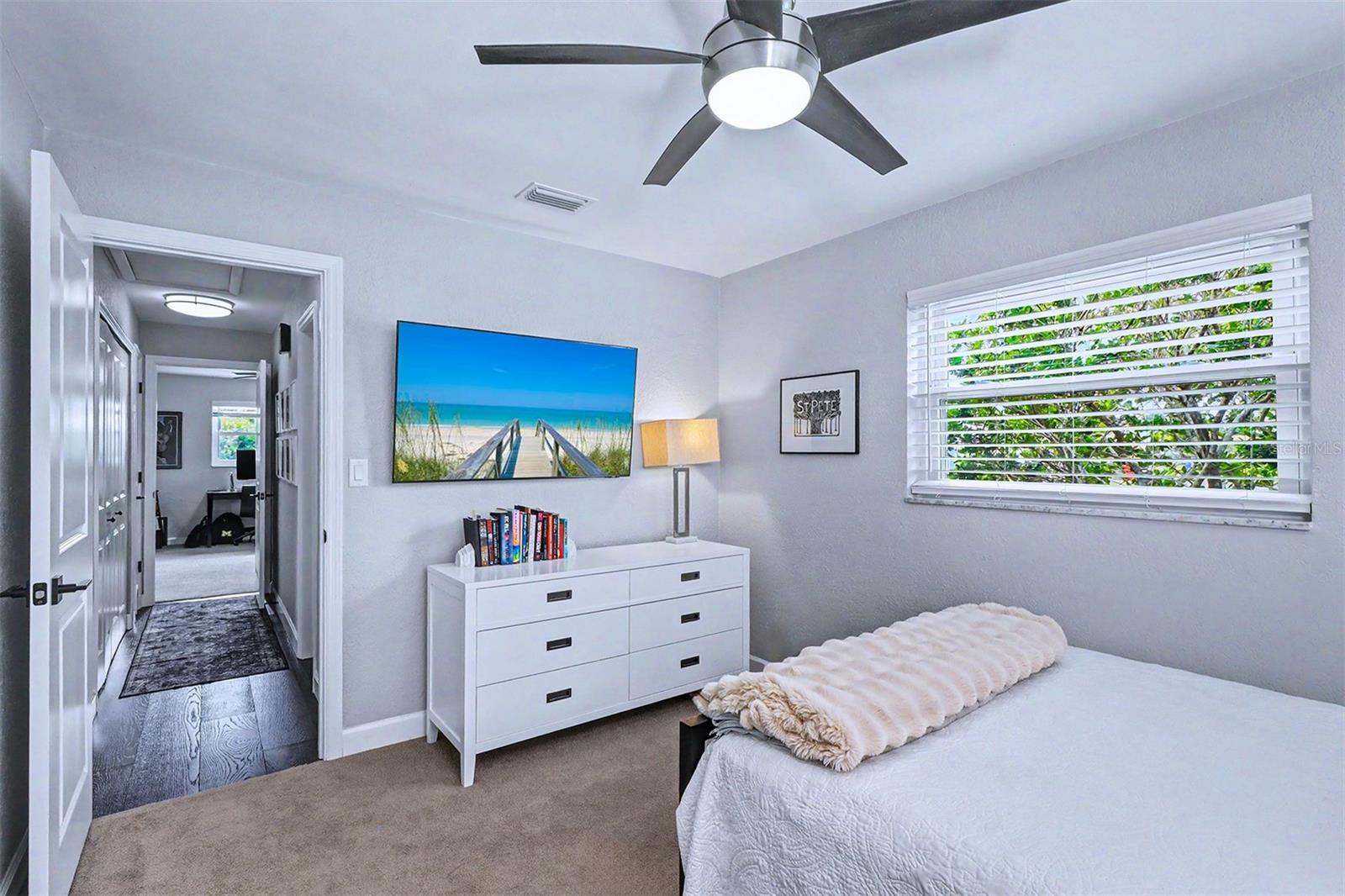 OAKHURST SHORES 5TH ADD - Residential