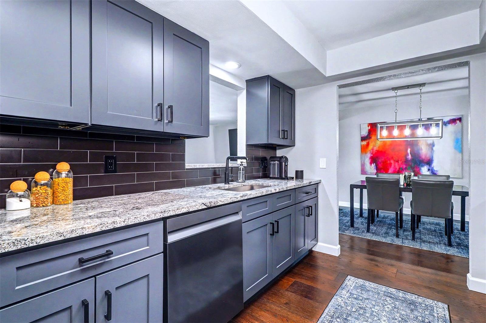 OAKHURST SHORES 5TH ADD - Residential