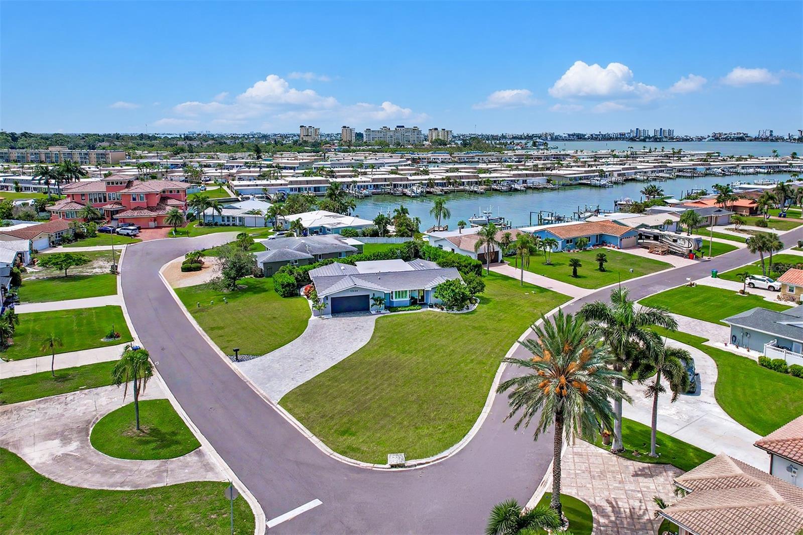 OAKHURST SHORES 5TH ADD - Residential