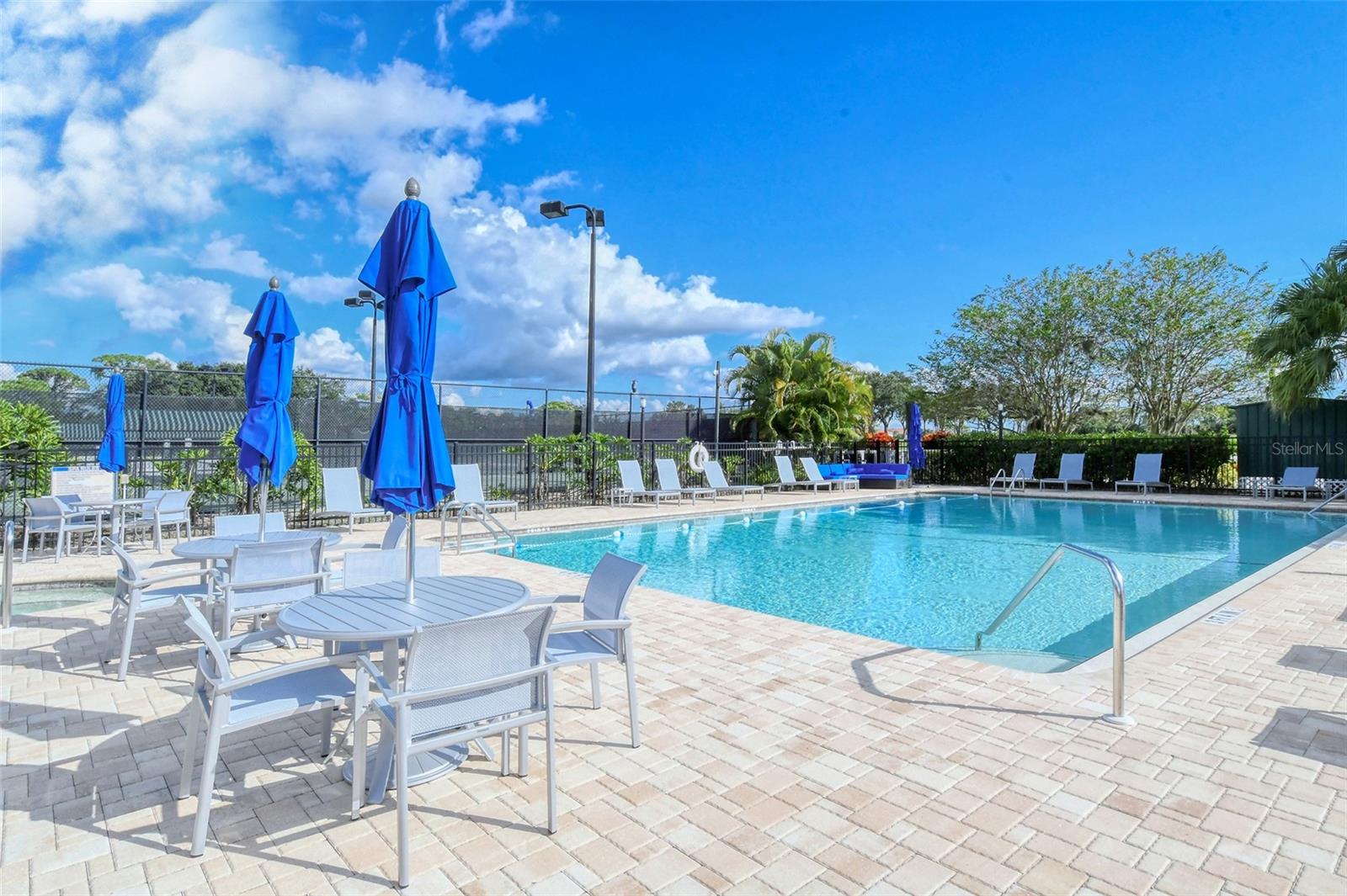STONEYBROOK GOLF & COUNTRY CLUB - Residential