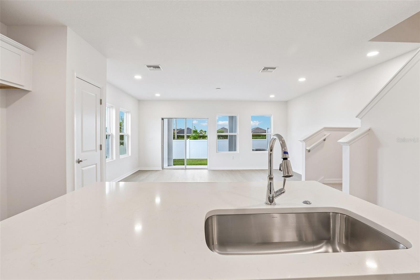 TWIN OAKS - Residential