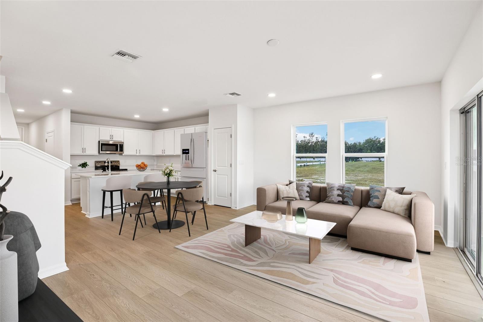TWIN OAKS - Residential