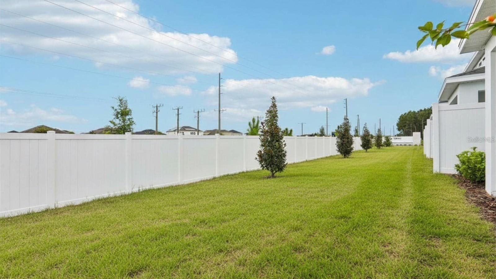 TWIN OAKS - Residential