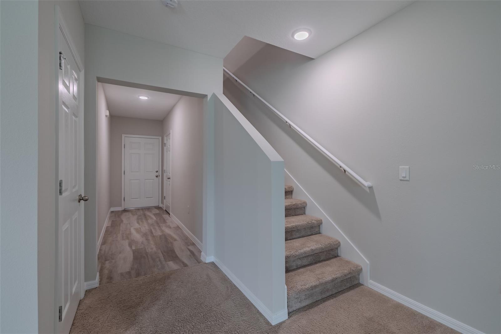 B & D HAWKSTONE PH 1 - Residential