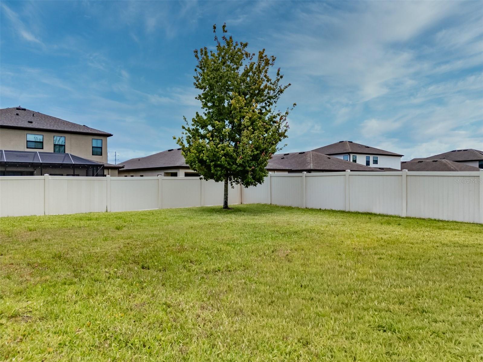 B & D HAWKSTONE PH 1 - Residential