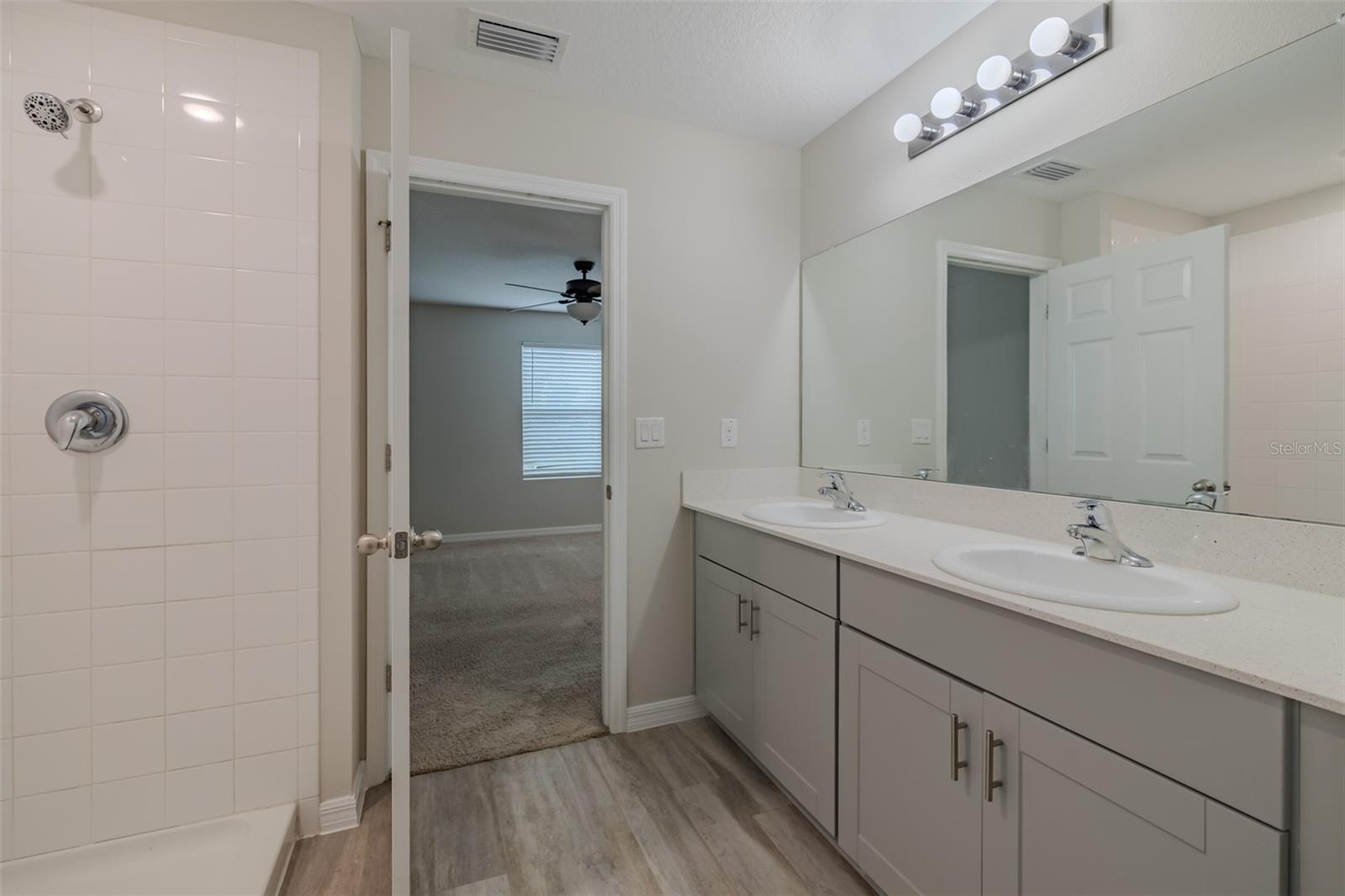 B & D HAWKSTONE PH 1 - Residential