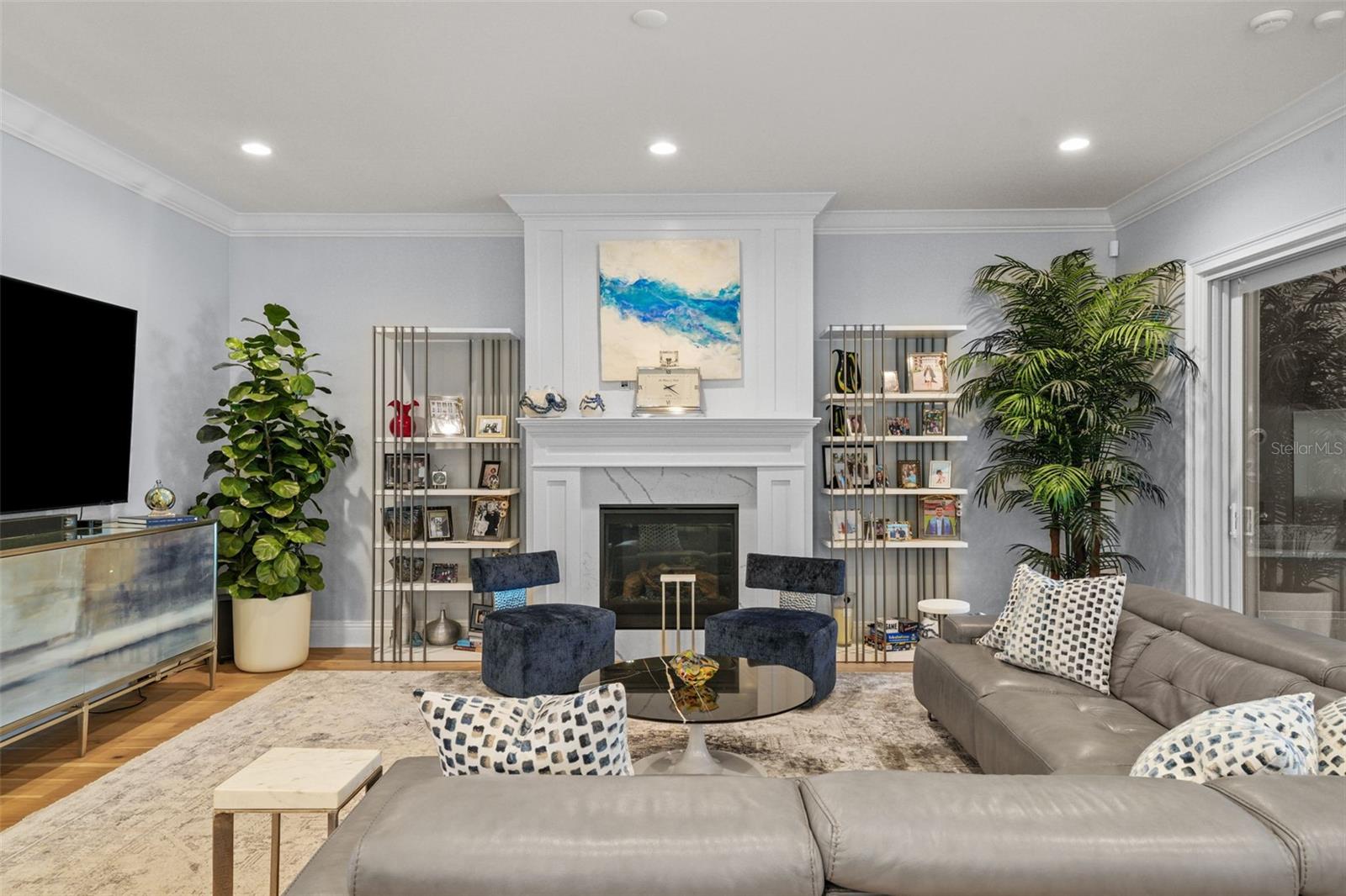 BAYSHORE BEAUTIFUL - Residential