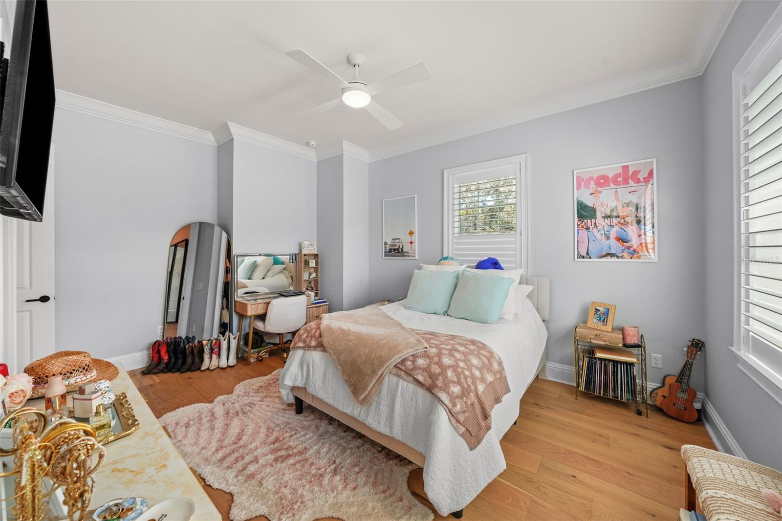 BAYSHORE BEAUTIFUL - Residential