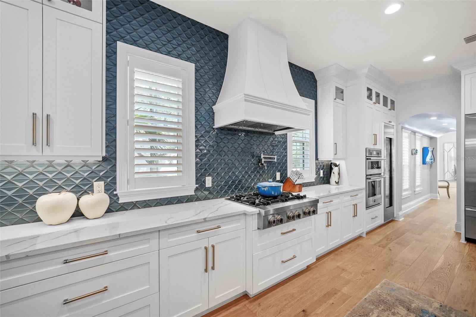 BAYSHORE BEAUTIFUL - Residential