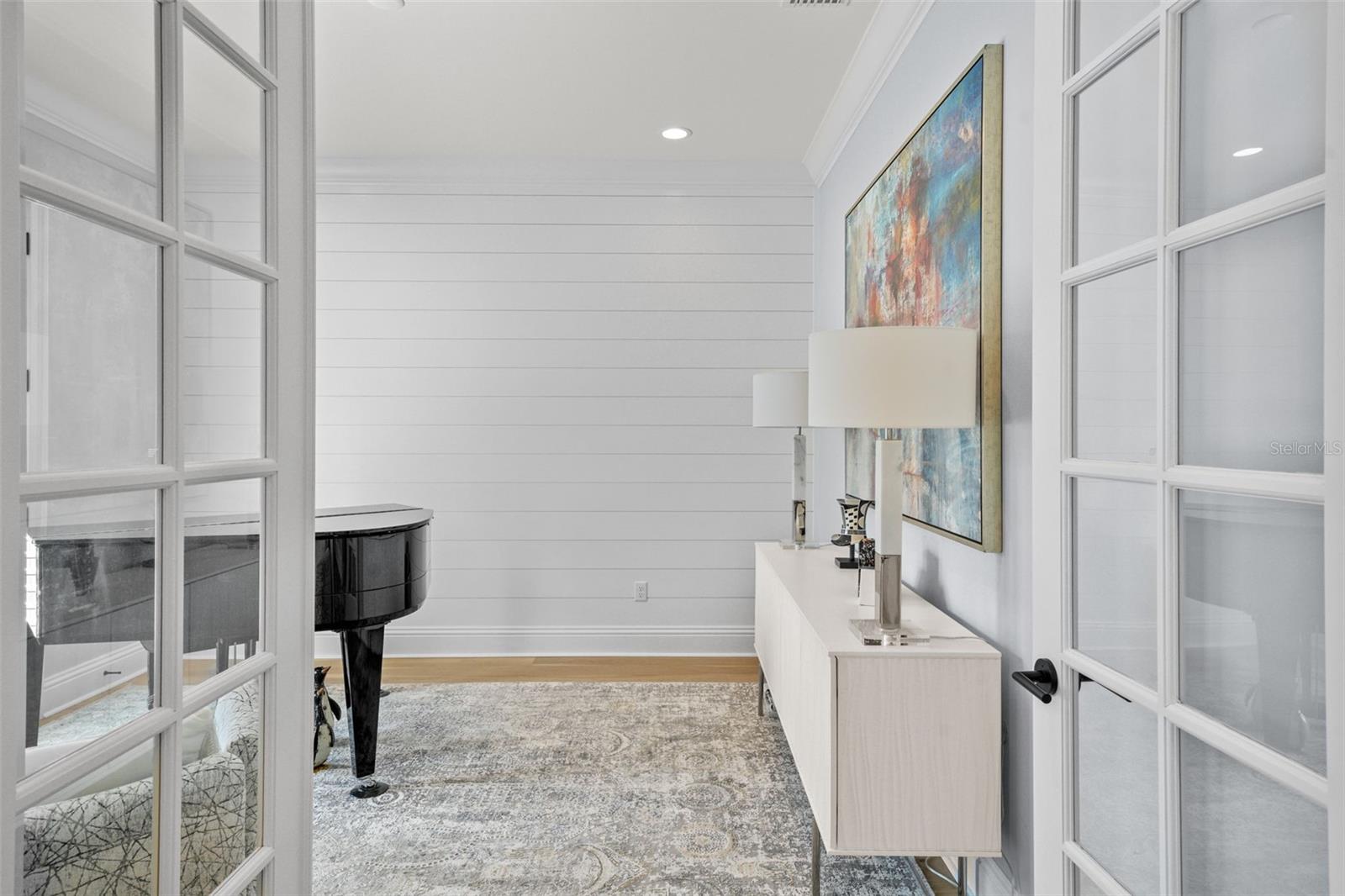 BAYSHORE BEAUTIFUL - Residential