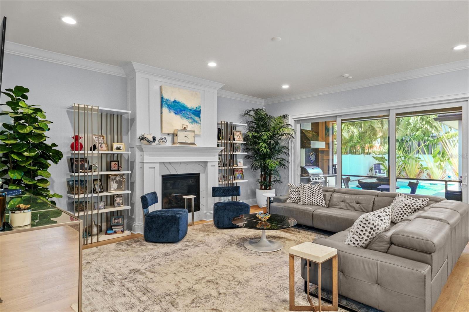 BAYSHORE BEAUTIFUL - Residential