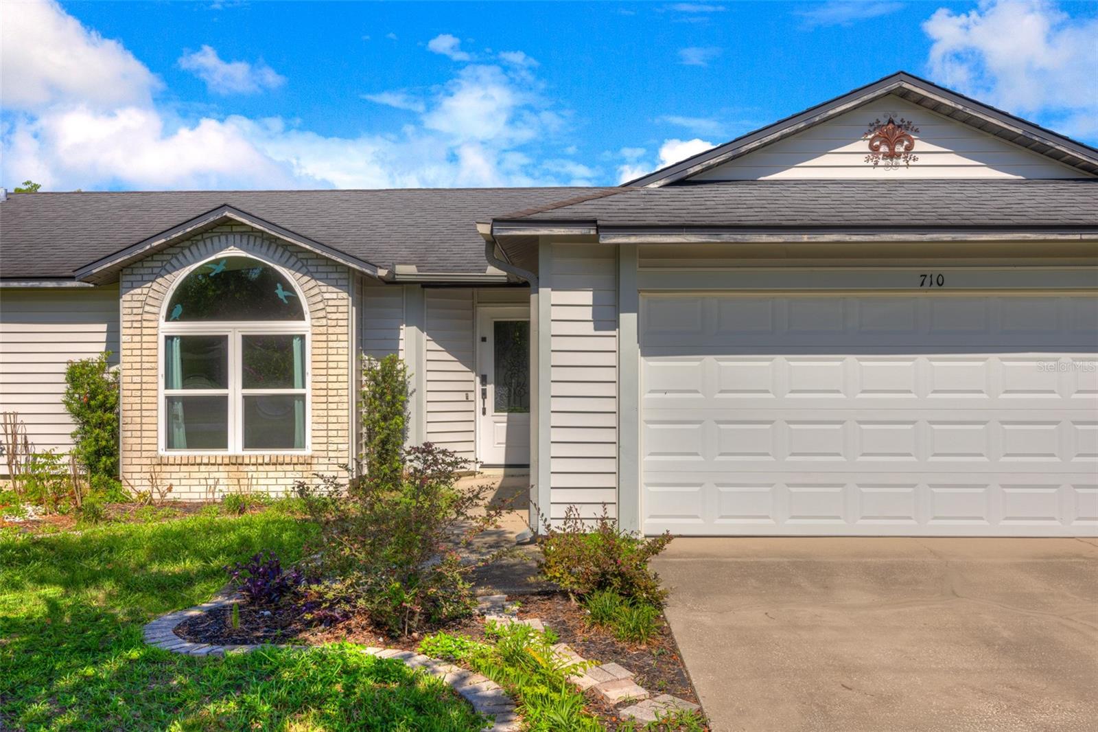DELTONA LAKES UNIT 05 - Residential