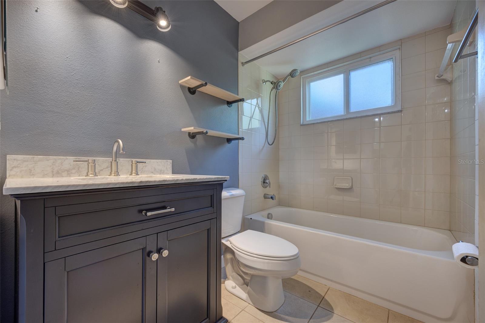 DELTONA LAKES UNIT 05 - Residential