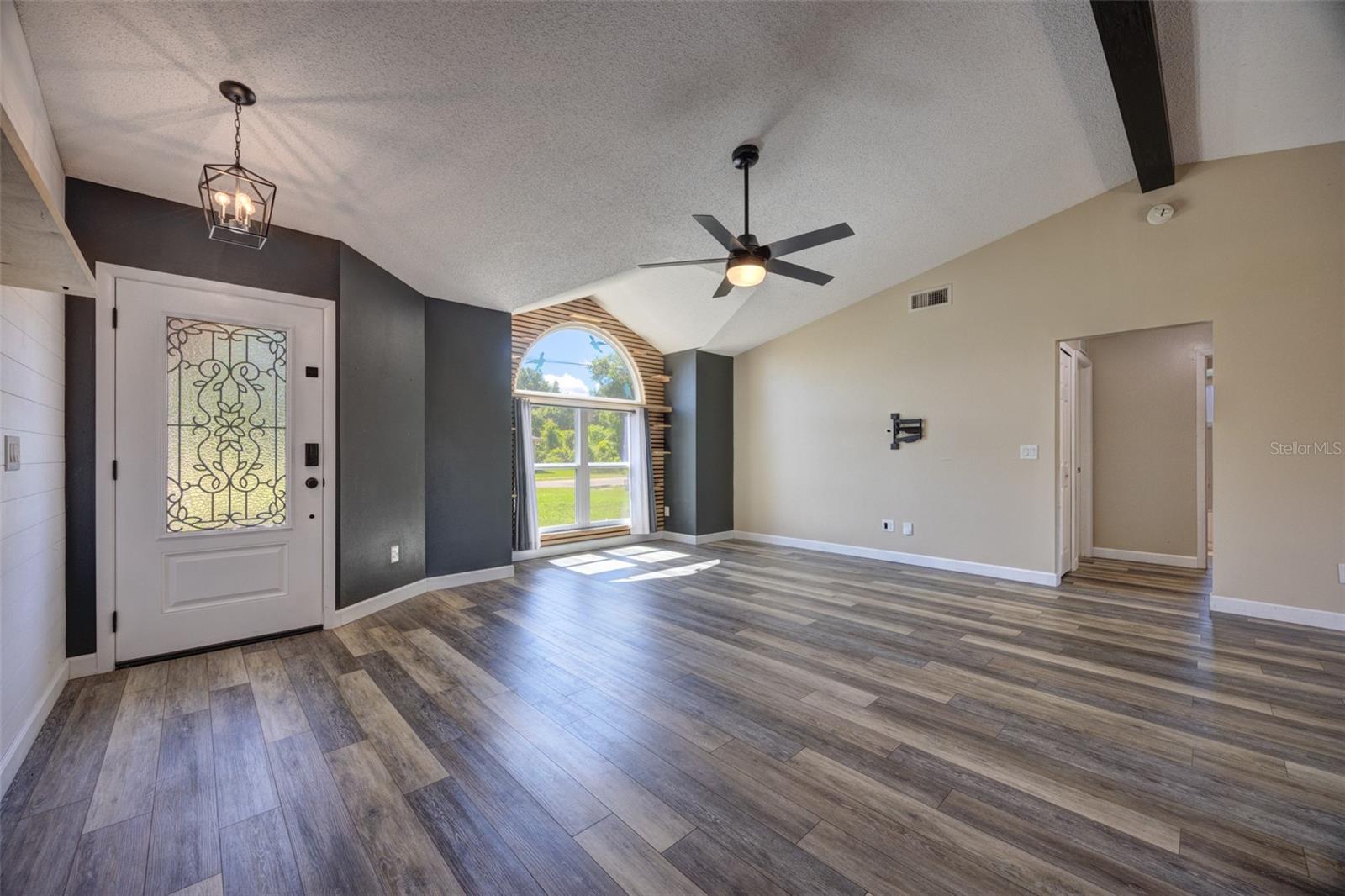 DELTONA LAKES UNIT 05 - Residential