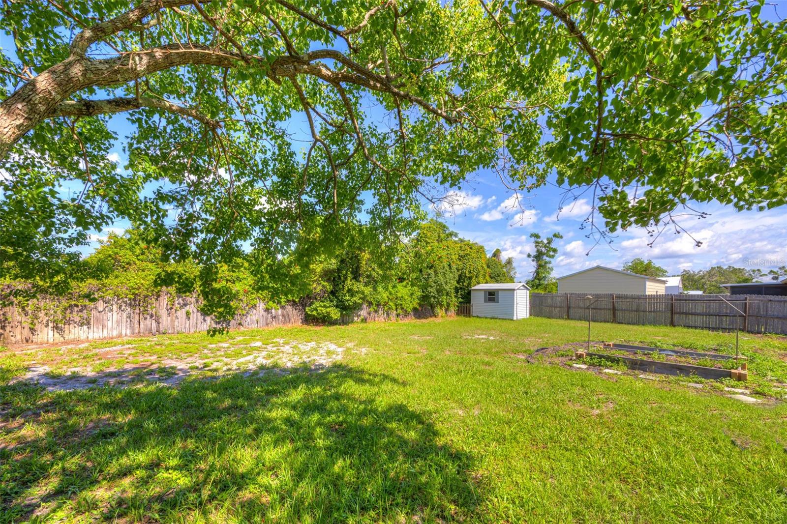 DELTONA LAKES UNIT 05 - Residential