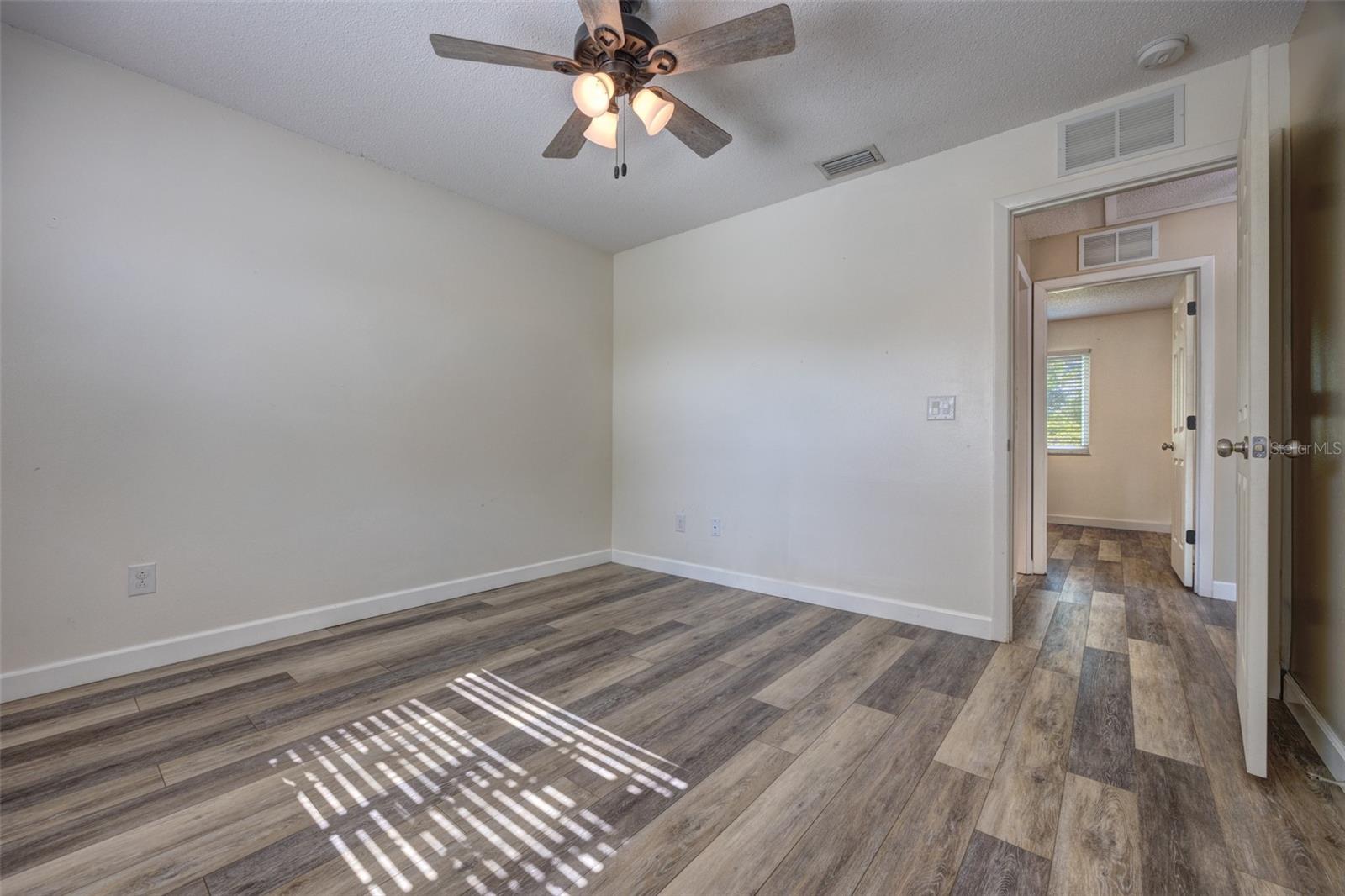 DELTONA LAKES UNIT 05 - Residential