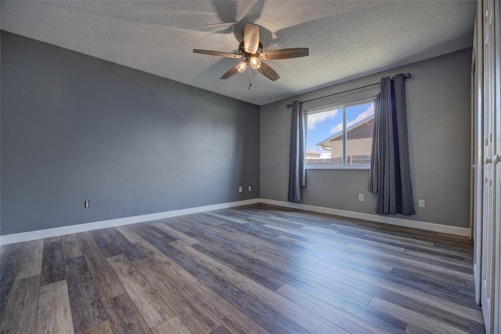 DELTONA LAKES UNIT 05 - Residential