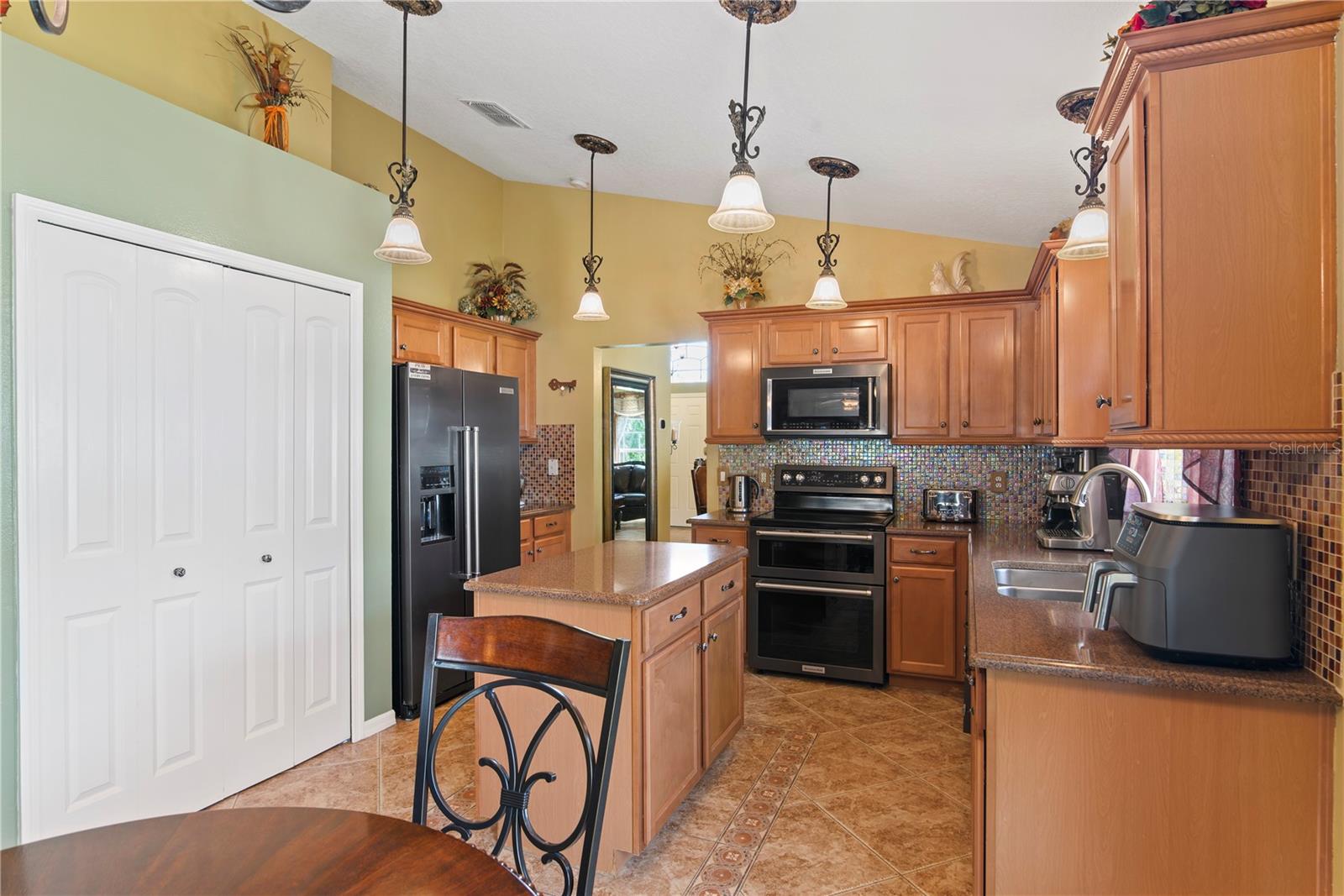 EAGLE LAKE PH 3 - Residential